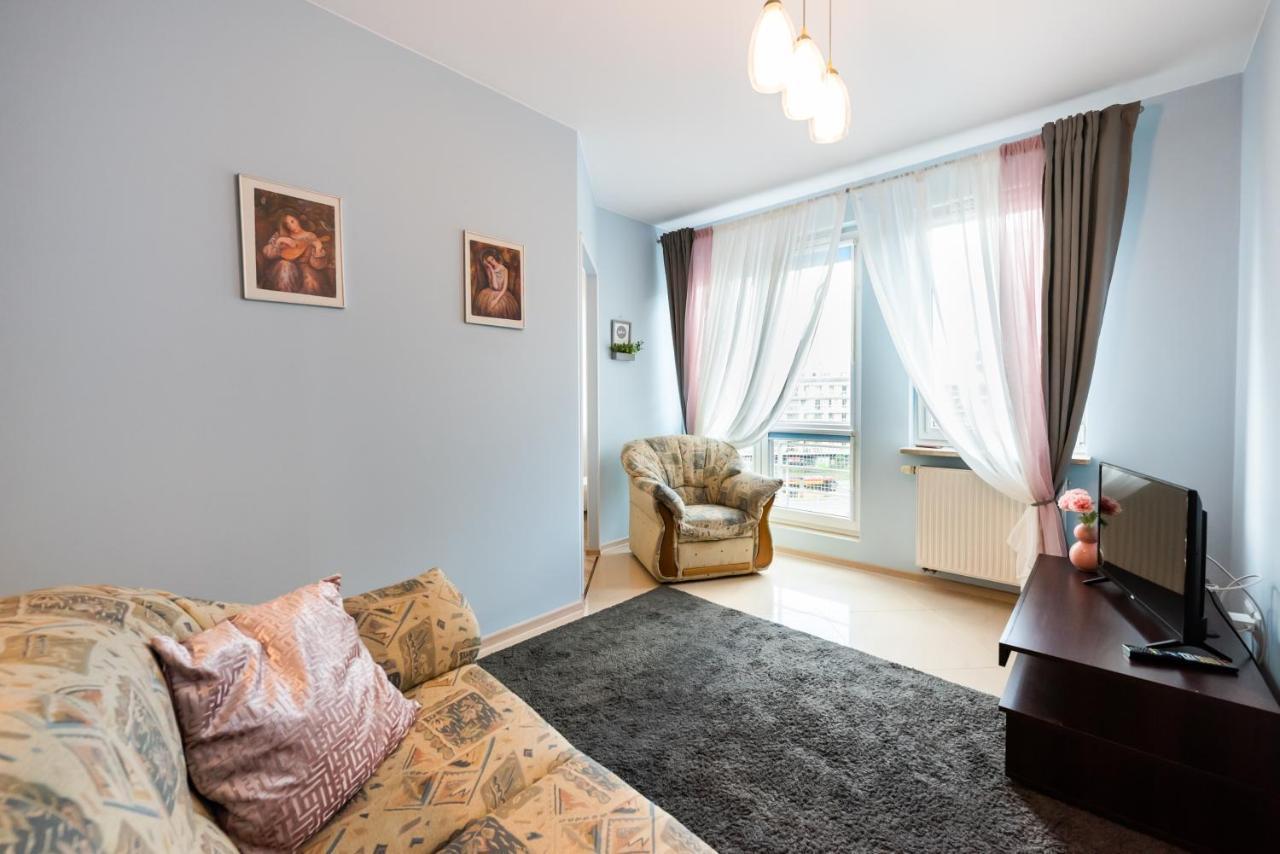 Wola Pleasure Place Apartment Warschau Exterior foto