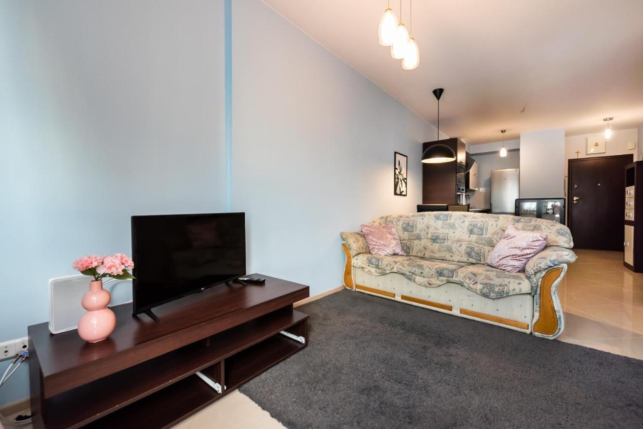 Wola Pleasure Place Apartment Warschau Exterior foto