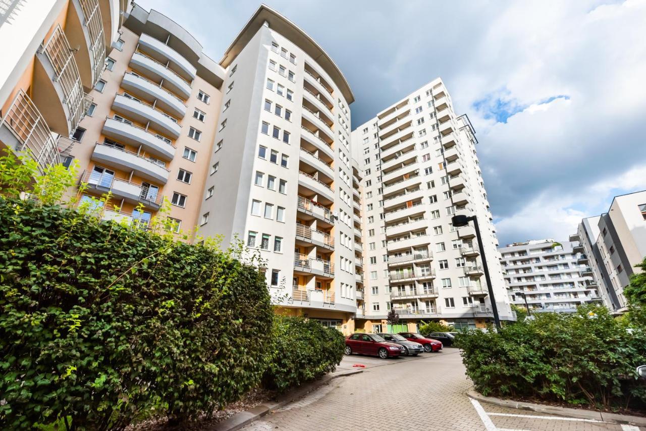 Wola Pleasure Place Apartment Warschau Exterior foto