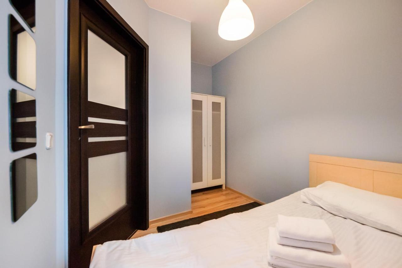 Wola Pleasure Place Apartment Warschau Exterior foto